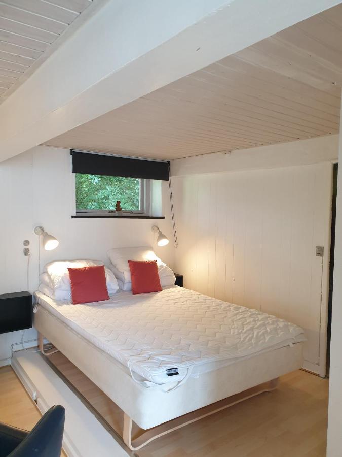 Violen Appartement Åkirkeby Buitenkant foto