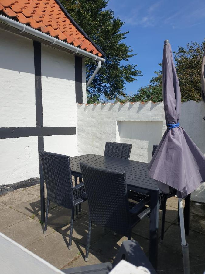 Violen Appartement Åkirkeby Buitenkant foto